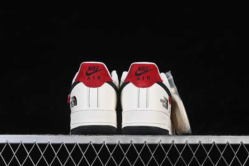 All categories Nk Air Force 1 Air Force series Nk Air Force 1 Low Air Force low-top Nike Air Force 1'07 Low Black and white red contrast Air Force 1 low-top casual sneakers KG6699-F42